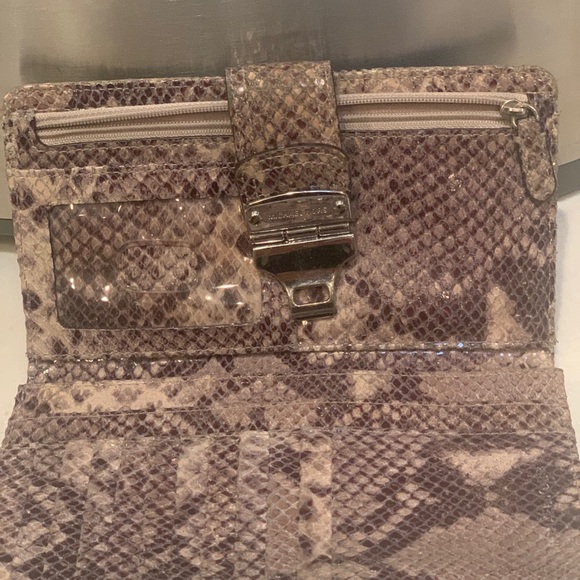 Wallet - Picture 4 of 4